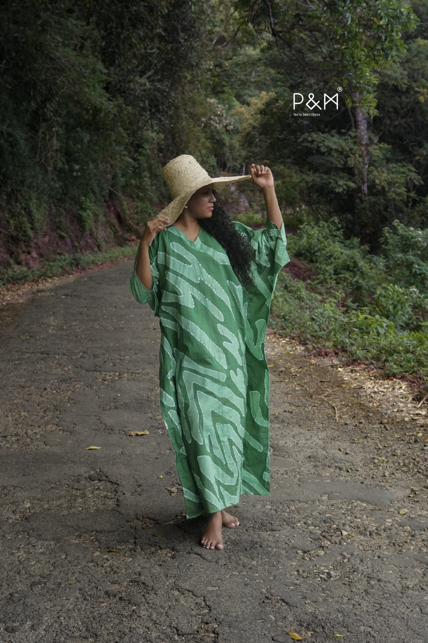 Emerald Flow Kaftan Dress - Image 3